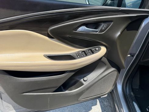 Used 2020 Buick Envision Preferred FWD image 10