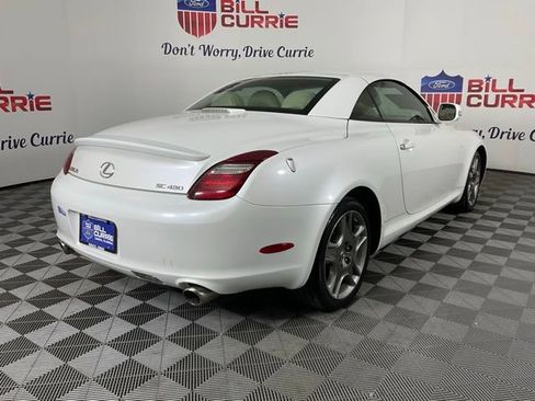 Used 2009 Lexus SC 430 Convertible image 3