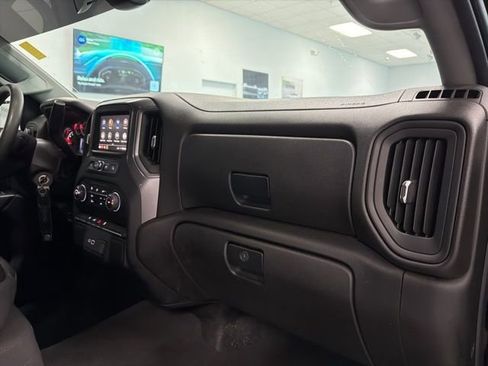 Used 2022 Chevrolet Silverado 1500 Custom w/ Safety Confidence Package AWD/4WD image 28