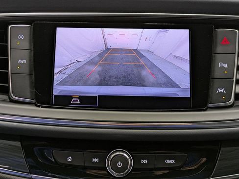 Used 2023 Buick Enclave Essence w/ Experience Buick Package AWD/4WD image 16