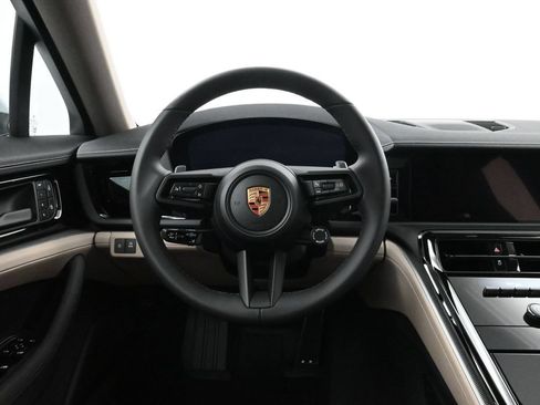 Used 2026 Porsche Panamera image 12