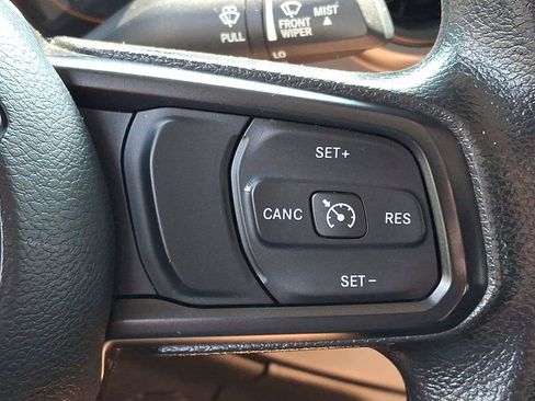 Used 2022 Jeep Gladiator Sport AWD/4WD image 22