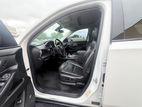 Used 2019 Chevrolet Traverse Premier w/ Redline Edition AWD/4WD image 10