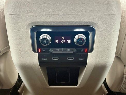 Used 2021 GMC Yukon Denali image 14