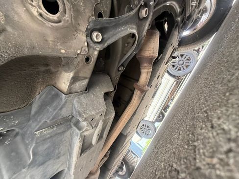 Used 2013 Toyota RAV4 XLE FWD image 31