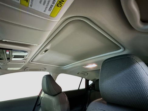 Used 2024 Subaru Crosstrek 2.0i Premium image 26