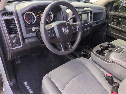 Used 2018 RAM 2500 Tradesman w/ Chrome Appearance Group image 36