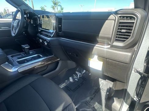 New 2026 GMC Sierra 1500 Elevation image 30