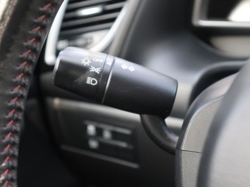 Used 2014 MAZDA MAZDA3 i Grand Touring image 23