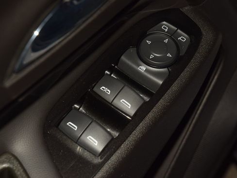 Certified 2024 Chevrolet Equinox Premier AWD/4WD image 36