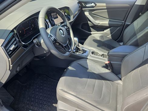 Used 2020 Volkswagen Jetta SEL Premium FWD image 12