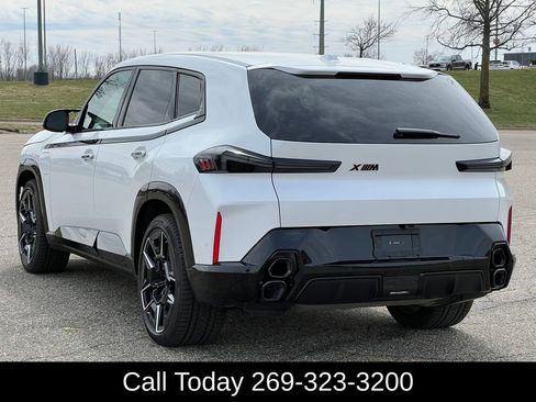 Used 2025 BMW XM AWD/4WD image 9
