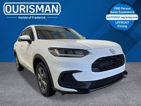 New 2026 Honda HR-V LX image 1