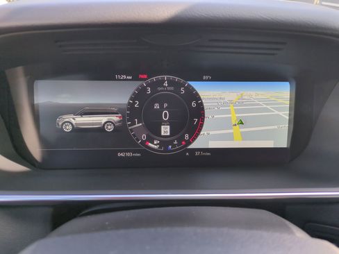 Used 2019 Land Rover Range Rover Sport HSE image 18