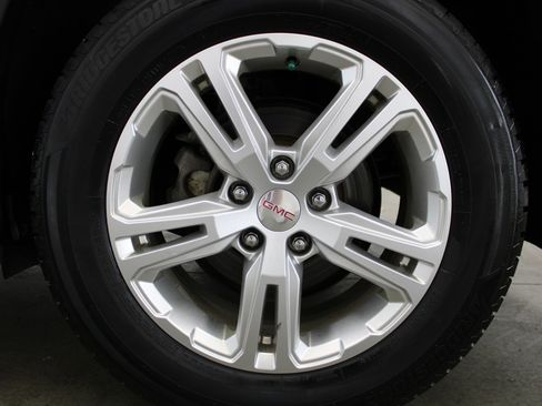 Used 2019 GMC Terrain SLE w/ Driver Convenience Package image 9