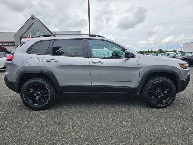Used 2022 Jeep Cherokee Trailhawk w/ Premium Leather Package AWD/4WD image 2