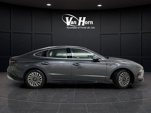 New 2026 Hyundai Sonata SEL image 2