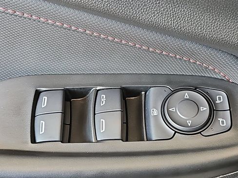 Certified 2021 Chevrolet TrailBlazer RS w/ Convenience Package FWD image 32