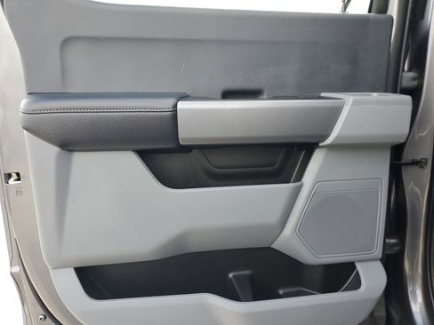 Used 2025 Ford F450 XLT w/ 360-Degree Camera Package image 27