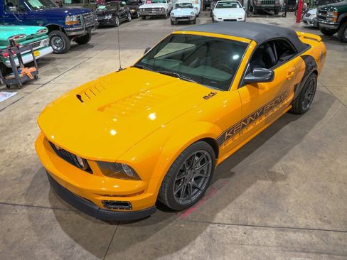 Used 2007 Ford Mustang GT Premium RWD image 11