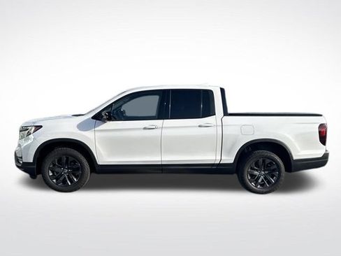Used 2024 Honda Ridgeline Sport image 5