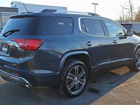 Certified 2019 GMC Acadia Denali w/ Technology Package image 8