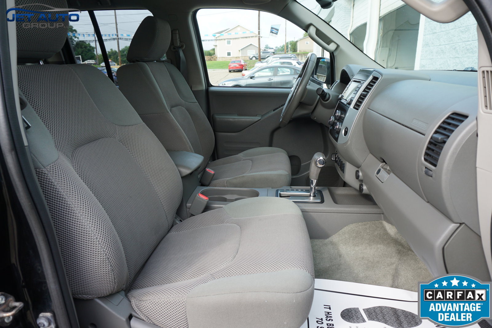 Used 2016 Nissan Frontier SV w/ SV Value Truck Package AWD/4WD image 23
