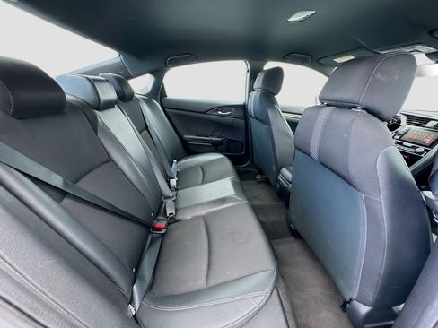 Used 2019 Honda Civic Sport image 16