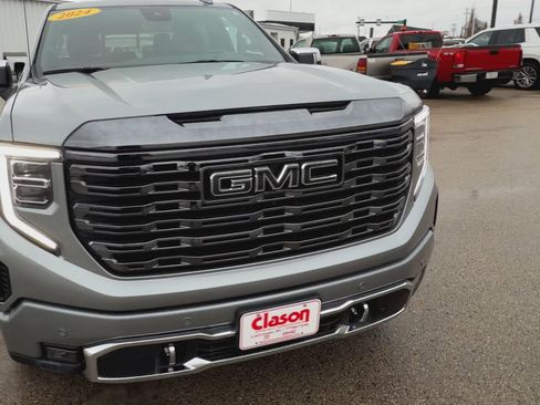 Used 2024 GMC Sierra 1500 Denali Ultimate image 3
