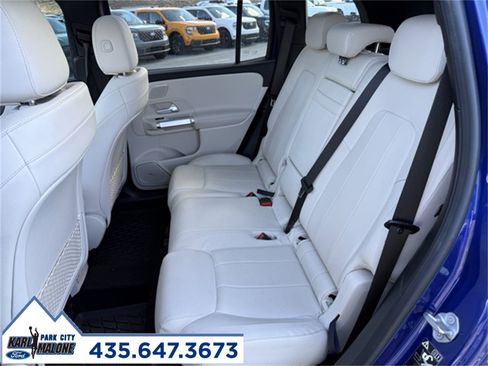 Used 2021 Mercedes-Benz GLB 250 4MATIC image 29