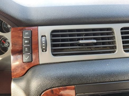 Used 2011 Chevrolet Silverado 2500 LTZ w/ LTZ Plus Package image 12