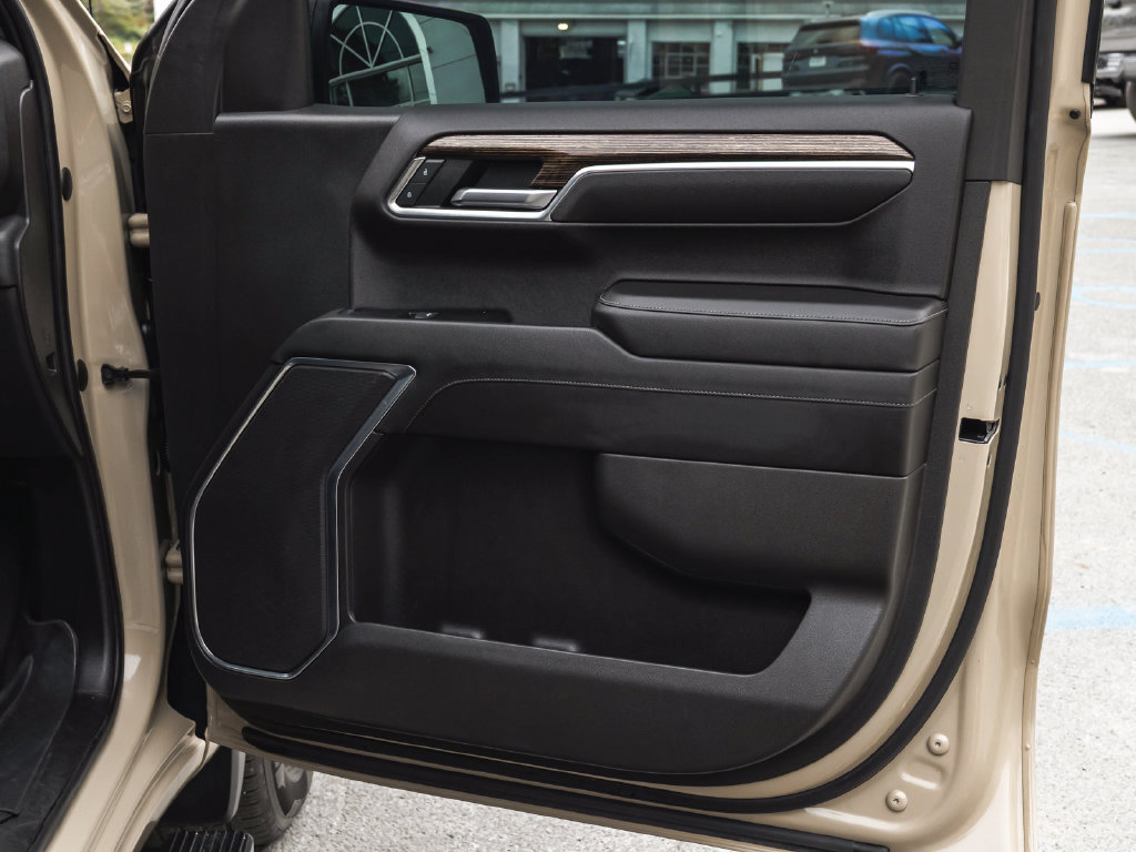 Used 2022 GMC Sierra 1500 Elevation AWD/4WD image 14