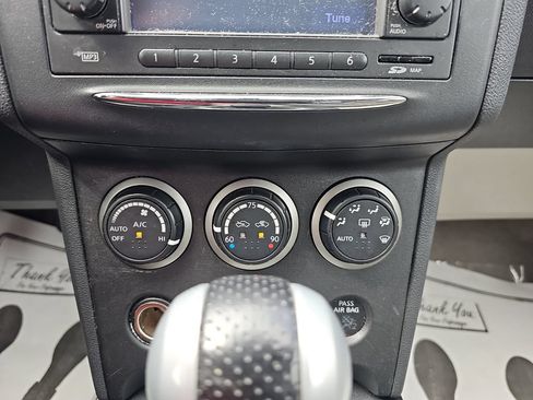 Used 2011 Nissan Rogue SV w/ SL Pkg FWD image 23