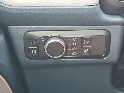 New 2026 Ford Maverick XLT w/ XLT Luxury Package FWD image 17