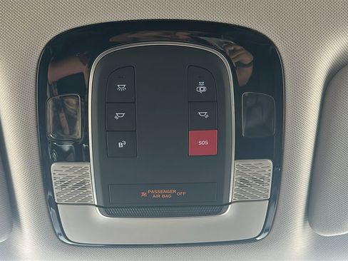 Used 2025 Hyundai Palisade SEL image 28