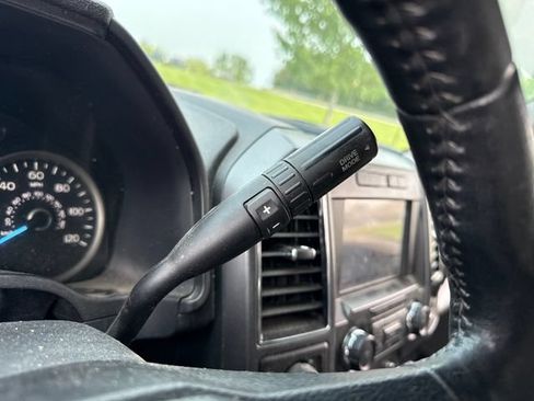 Used 2019 Ford F150 XLT w/ Equipment Group 302A Luxury AWD/4WD image 28