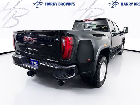 New 2026 GMC Sierra 3500 Denali w/ Denali Reserve Package image 34