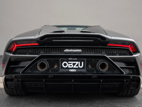 Used 2020 Lamborghini Huracan EVO AWD/4WD image 19