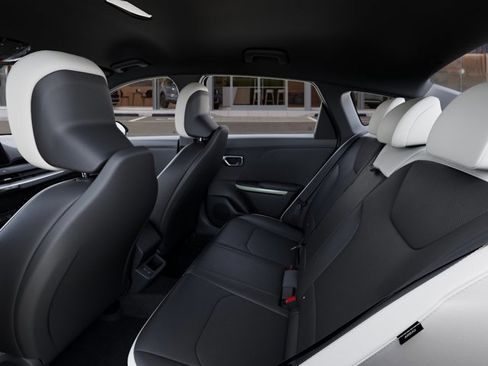 New 2026 Kia K4 GT-Line image 18