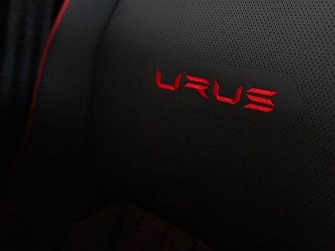 Used 2024 Lamborghini Urus Performante image 7