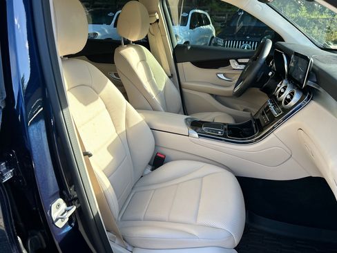 Certified 2021 Mercedes-Benz GLC 300 image 54