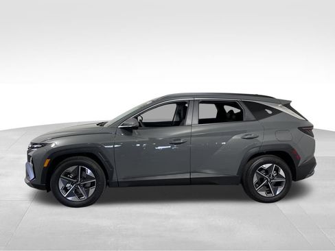 New 2026 Hyundai Tucson SEL FWD image 2
