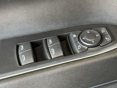 Used 2024 GMC Sierra 1500 SLT RWD image 11