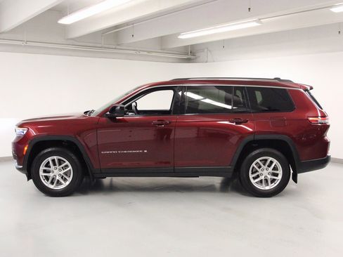 Used 2023 Jeep Grand Cherokee L Laredo w/ Luxury Tech Group I image 7