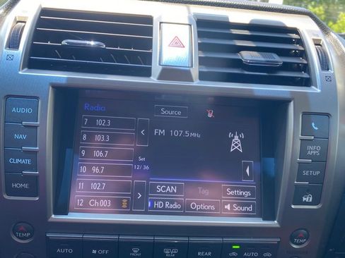 Used 2014 Lexus GX 460 w/ Premium Package AWD/4WD image 24
