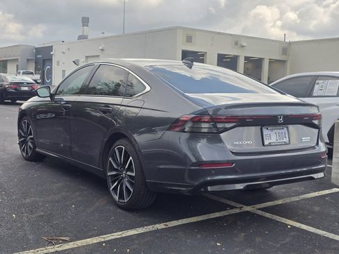 Used 2024 Honda Accord Touring image 5