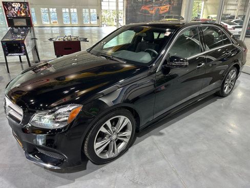Used 2014 Mercedes-Benz E 350 Sedan image 10