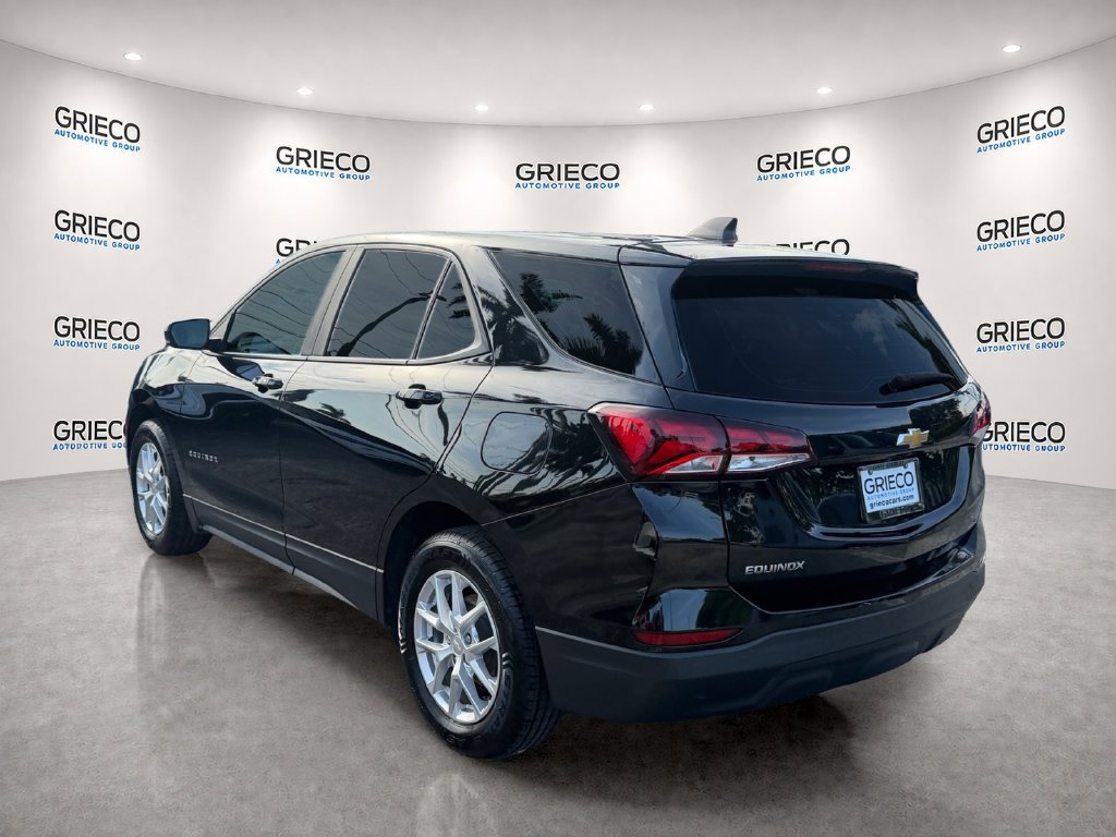 Used 2022 Chevrolet Equinox LS FWD image 5