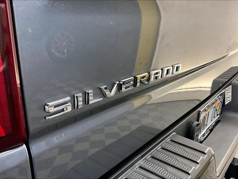 Used 2022 Chevrolet Silverado 1500 LT Trail Boss w/ Convenience Package II AWD/4WD image 30