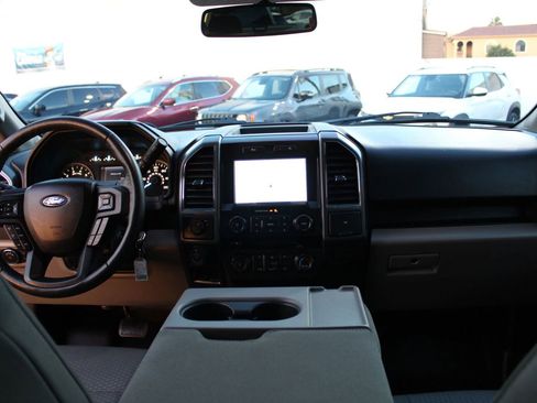 Used 2018 Ford F150 XLT w/ Equipment Group 302A Luxury image 12